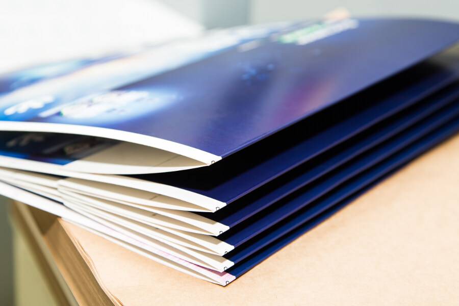 Сфальцованный печатный лист. Сфальцованный печатный лист. Фальцовка. Сфальцованный печатный лист. Сфальцованный печатный лист.